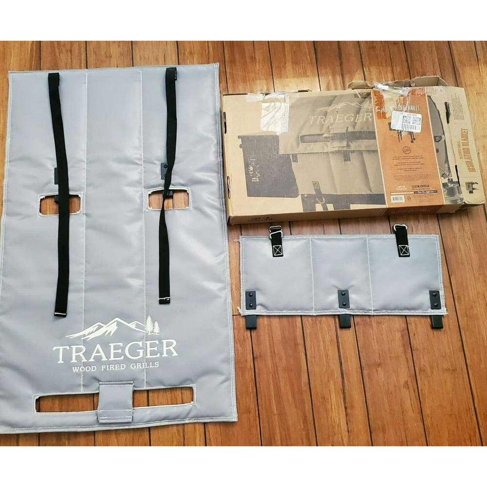 Traeger Thermal 20 Series Grills Insulation Blanket Cover BAC346 New Damaged Box